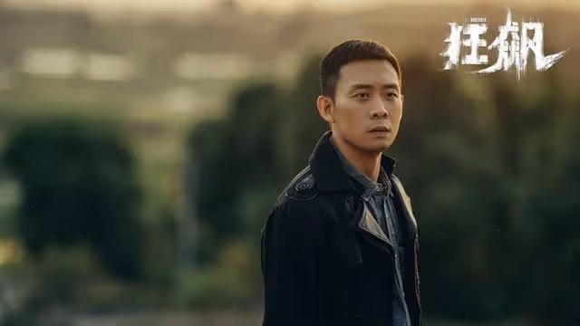 張譯上新聞聯播再登熱搜!黑歷史被扒黑料不斷,他要塌房了嗎?