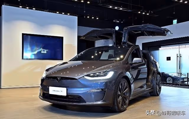 林志穎車禍後首談特斯拉有沒有剎車失靈,嘴上說不要身體卻很誠實