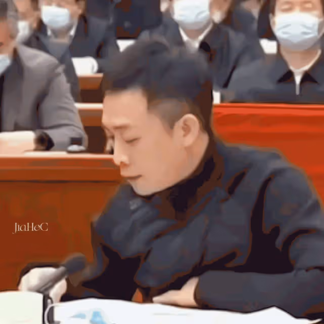 44歲張譯登上新聞聯播!穿衣樸素發言認真,因工作無緣狂飆慶功會