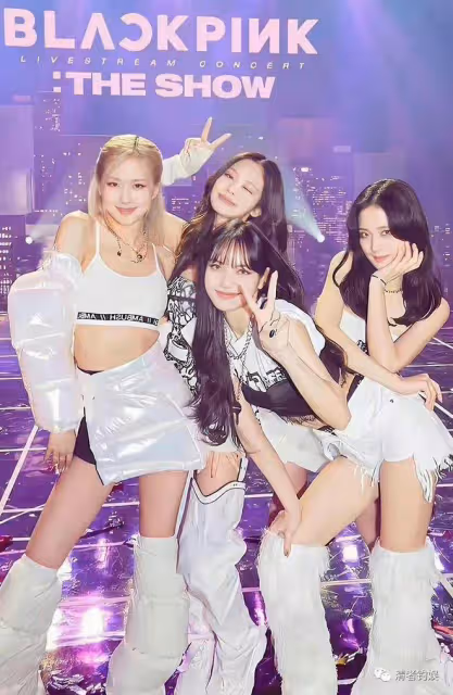 楊穎活成黃曉明高攀不起的樣子!Jennie男同熱吻,lisa75億購房