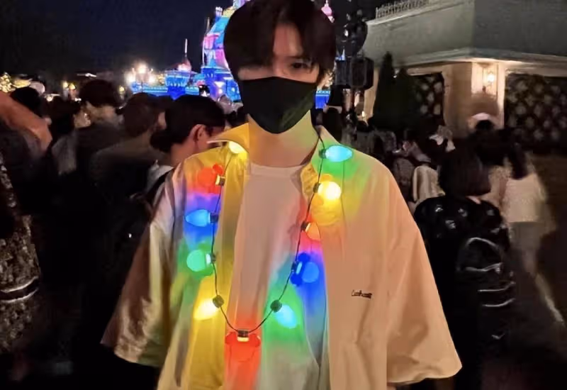 袁詠儀張智霖慶結婚22年,夫妻雙雙素顏出鏡,滿臉歲月痕跡好真實