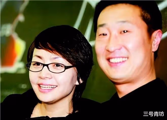 「摳門女婿」林永健:窮小子娶軍花,不舍花錢卻給岳父母買了套房