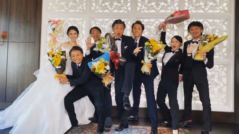 38歲小出惠介宣布結婚，曾因性侵高中生被終身禁演，妻子身份曝光