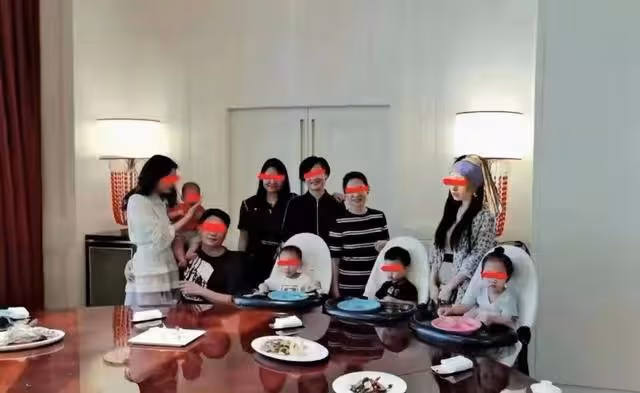楊迪塌房到胡歌生子，我們的男女關係生病了？
