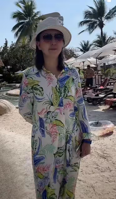 閆學晶一家三口在泰國接地氣！二婚老公肚腩突出，5歲女兒似爸爸