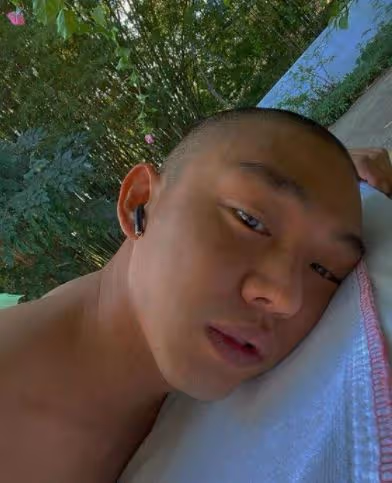 劉亞仁涉毒,但看了河正宇和宋慧喬現狀後,他大機率不會涼涼
