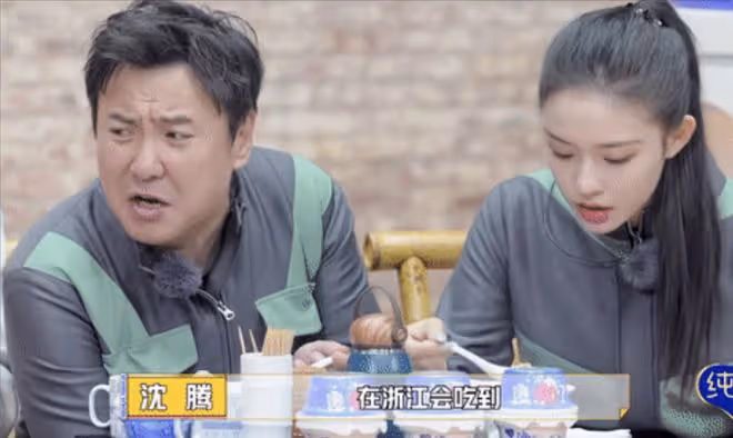 沈騰王琦罕見合體,兩人並肩同行帶孩子外出用餐,再破婚變傳聞