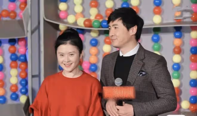 沈騰王琦罕見合體,兩人並肩同行帶孩子外出用餐,再破婚變傳聞