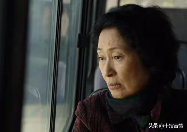 在兩個兒子家輪流養老後,我決定去女婿家住,代價是答應三個條件