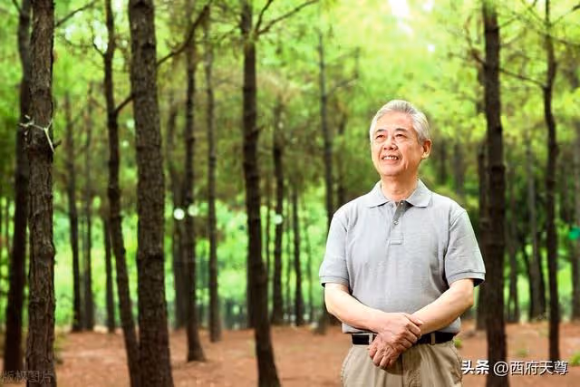 退休後不要告訴子女退休金和存款 ,不過度幫扶,不要和親戚走太近