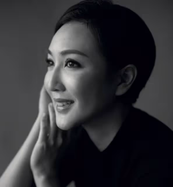 霍家長孫女的名媛生活公開,遺傳陳琪琪的美貌,和郭晶晶有些相像