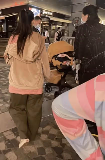 郭碧婷這是咋了?素顏逛街被偶遇,如今的郭碧婷和昔日模樣大不同
