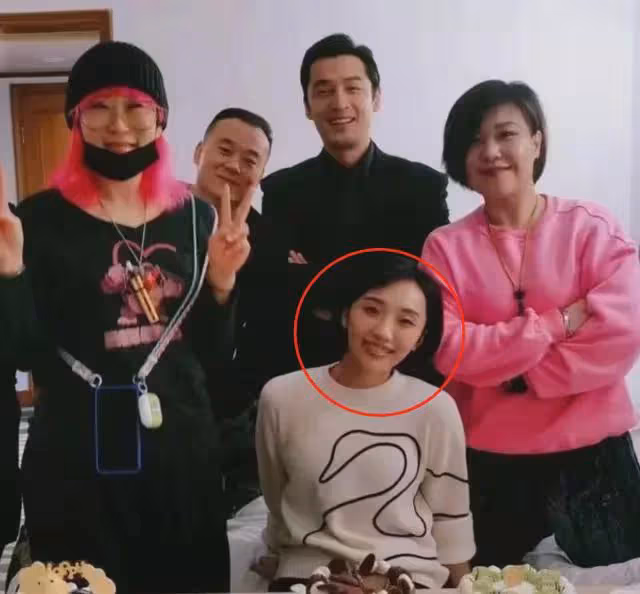 將追生二胎？胡歌一胎得女派發禮盒寓意曝光，網友卻吐槽他太摳門