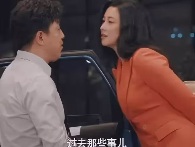 開年第一「爛劇」,人設油膩三觀不正,黃渤和朱珠也翻車了