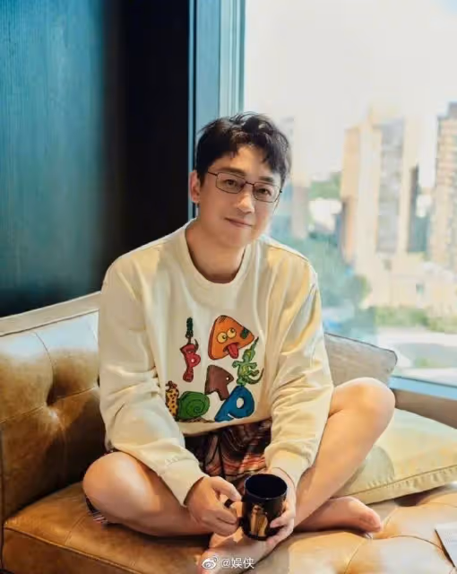 潘粵明被曝已再婚！跟尹姝貽相戀女方伴其度過低谷，網友紛紛祝福
