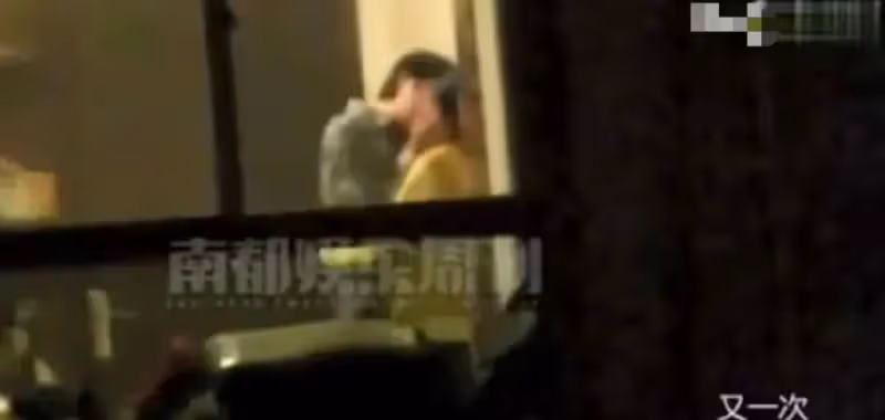 潘粵明和董潔高調復合！還曬同款美食，他能原諒董潔那些黑歷史？