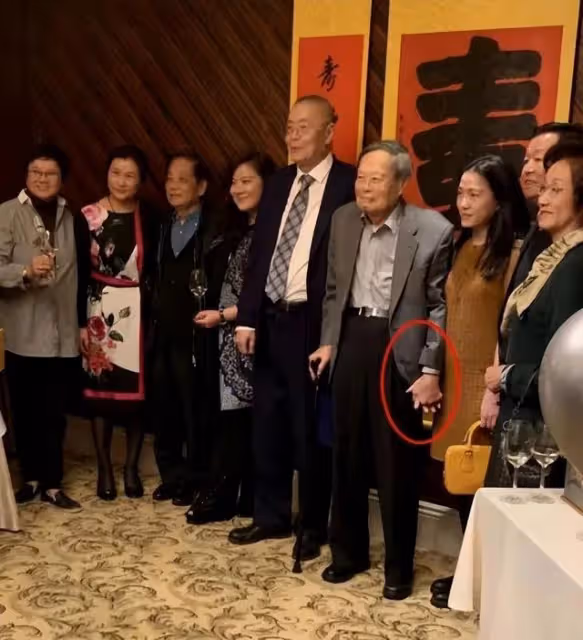 鋼琴家劉詩昆:三婚兩離,81歲老來得女,稱還要跟女徒弟生兩兒子