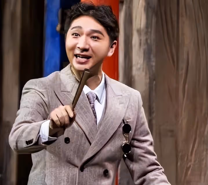 68歲陳佩斯,成功催生4個孫子孫女,還為兒子圓了演員夢!