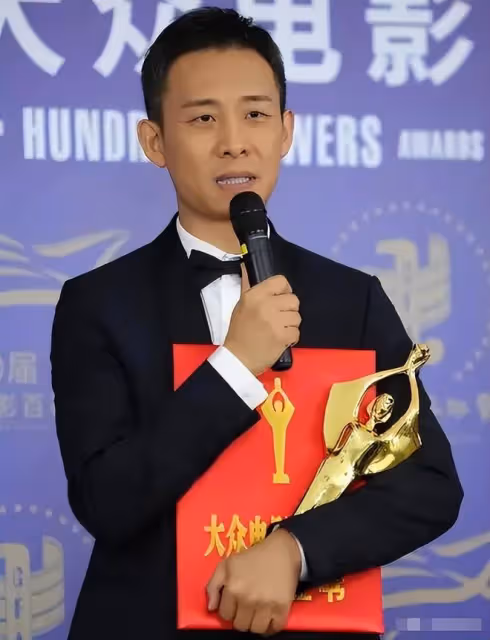 軋戲、打壓女演員、不配合宣傳，《狂飆》劇組的黑料都被張譯占了