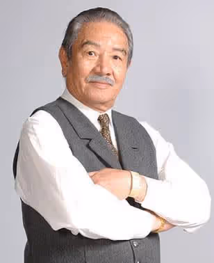 86歲著名演員丁強去世,家人舉行樹葬,兒子親撒骨灰,李璇痛哭
