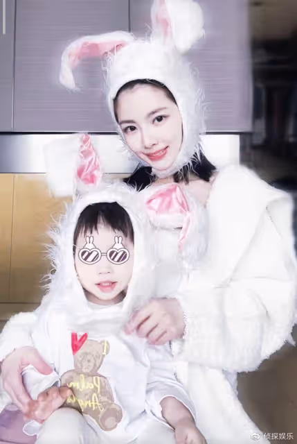 杜淳老婆否認懷二胎，女兒被指像奶奶，王燦忙夸婆婆年輕時漂亮