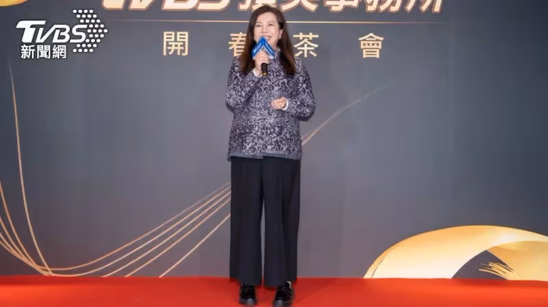驚！陳亞蘭無預警宣布「我嫁人了」高顏值新郎驚人背景曝光，網湧入祝福：終於得償所願！