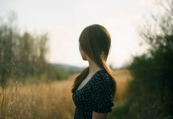 我和老婆吵架,喝醉了跟一個女人開了房間,第二天看清那個人,我忍不住笑了!