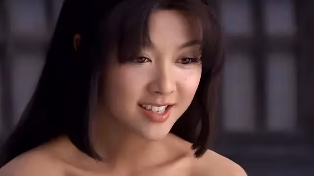 香港知名女星曬照少女味十足，重演武俠劇角色，卻被指像青樓舞女