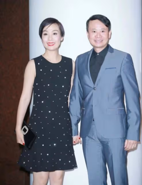 罕同框!TVB視後新戲上映獲前夫攜母到場支持,離婚7年仍關係融洽