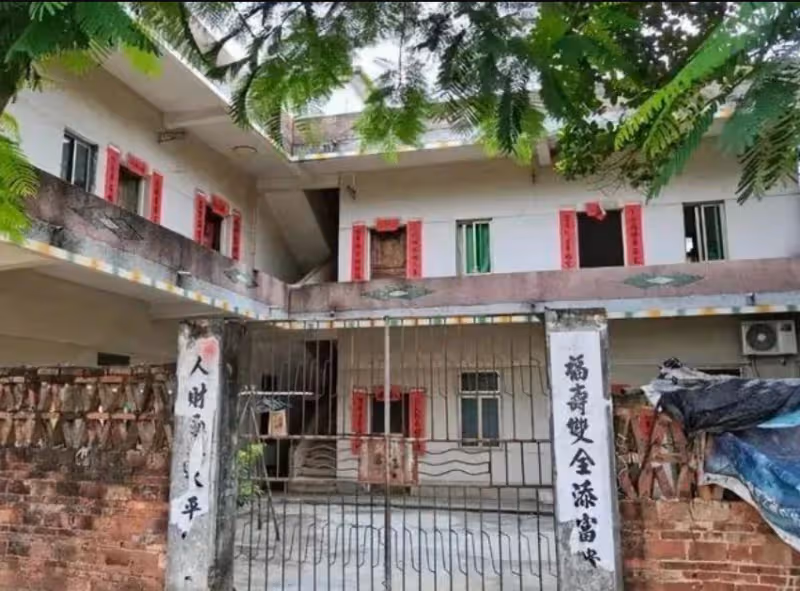 要蓋大別墅?全紅嬋老爸曬自建房惹爭議,窮人憑什麼不能翻身?