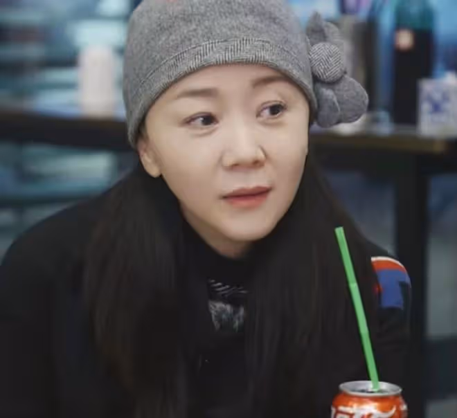 王一楠一家三口罕同框!高鑫溫柔望著女兒,愛女氣質出眾像爸爸