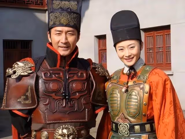 狂飆程程扮演者走紅!與老公黃海波秀恩愛,賺錢養夫8年無怨無悔