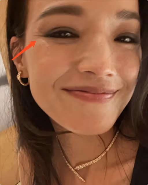 46歲舒淇自信懟臉拍,拒絕用濾鏡美顏,魚尾紋清晰可見但美貌不減