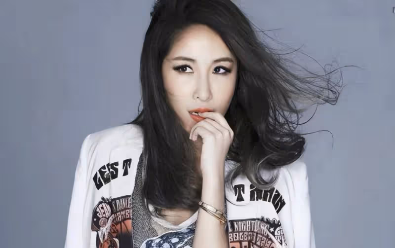 女版小李子:我從不把25歲以上的男生放在眼裡
