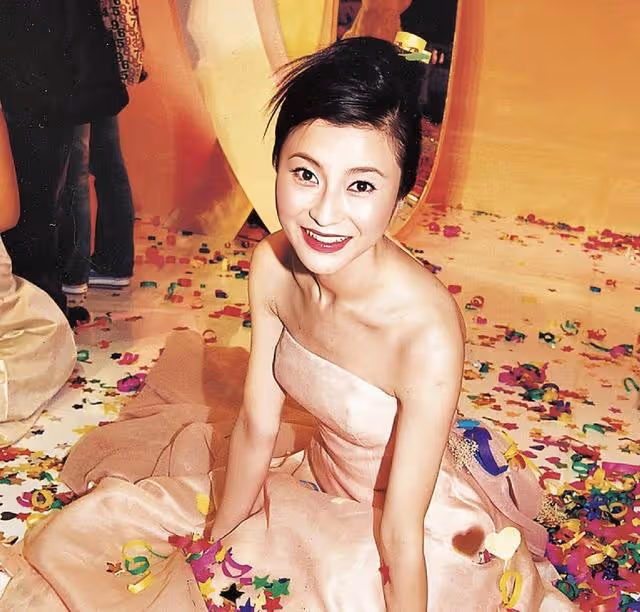 香港知名女星變「失蹤人口」!拒絕富豪追求,被下降頭致精神失常