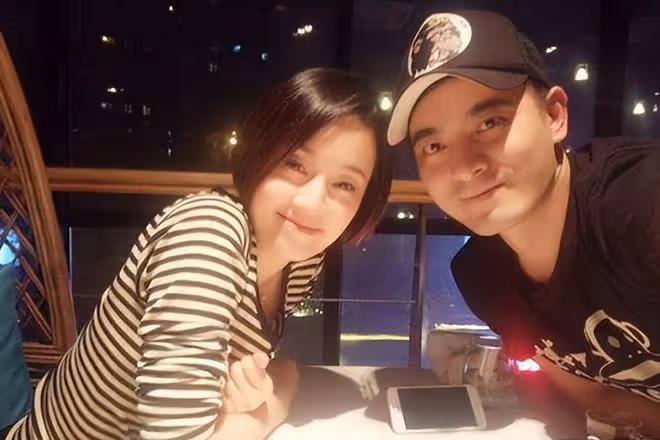 陳龍:與小10歲嬌妻相識15天便訂婚,如今一家四口其樂融融