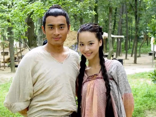 陳龍:與小10歲嬌妻相識15天便訂婚,如今一家四口其樂融融