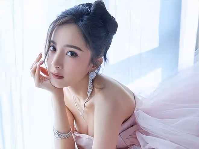 如何評價楊冪演技？新片《沒有一頓火鍋解決不了的事》你期待嗎？