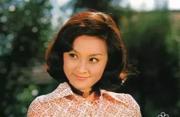 初代瓊瑤女郎甄珍:最愛的是謝賢,跟他離婚46年,依然念念不忘