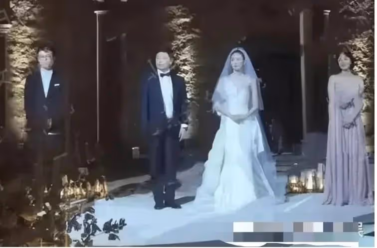 童瑤:與系主任傳緋聞,遭張默毒打,39歲嫁資本大鱷王冉扭轉人生