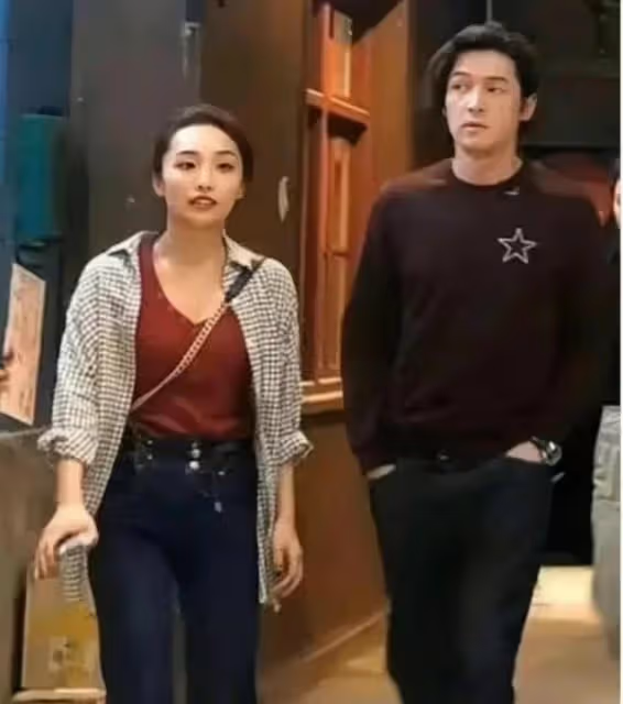 胡歌:生女兒送喜糖被嫌棄,一個禮盒也就幾十塊,網友說他太小氣