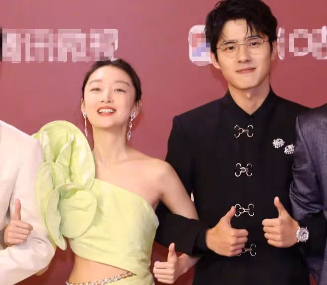 3大瓜!王麗坤老公出事,周冬雨劉昊然傳結婚,迪麗熱巴被曝懷孕