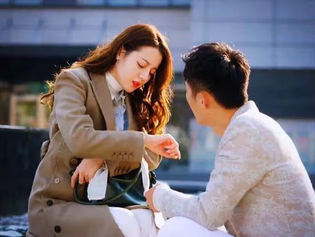 迪麗熱巴出現:公布維權進度,造謠者均不放過,打假與黃景瑜戀情