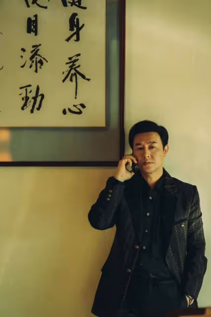 《狂飆》再惹爭議！片頭被指抄襲，張頌文簽名照被炒到八千太誇張