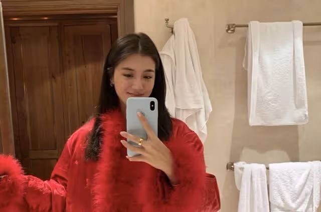 香港知名混血女星曝結婚!經紀人急忙否認,富三代男友送千萬房產