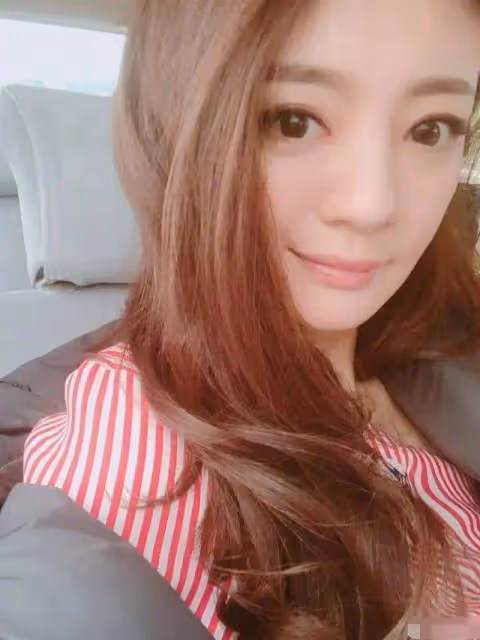 安以軒撒謊被打臉?陳榮煉隱秘家事曝光,把20%股份轉給前妻女兒