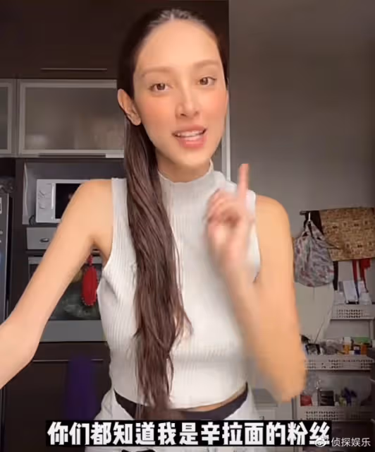鄭嘉穎嬌妻三胎產後一月瘦成皮包骨，手臂纖細被指毫無美感