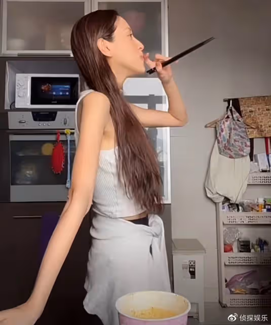 鄭嘉穎嬌妻三胎產後一月瘦成皮包骨,手臂纖細被指毫無美感