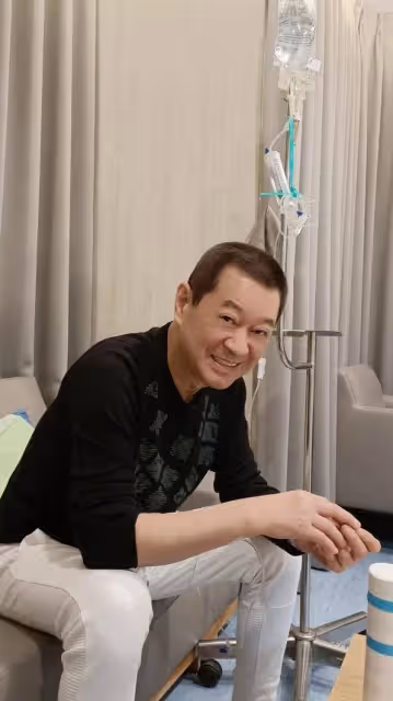 64歲蔡小虎年前才出院,今聞「病倒家中」急求集氣,本尊深夜發聲曝病況