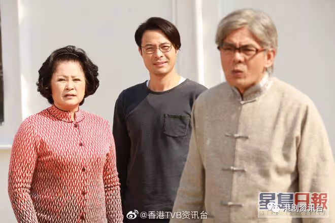 73歲黃淑儀混入旅行團暢遊北京!
